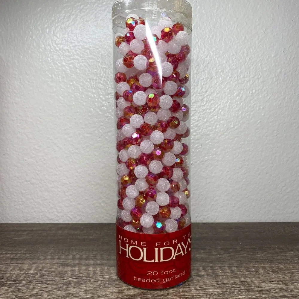 Home For The Holidays 20 Foot Iridescent Red Frosted White Beaded Garland New IP